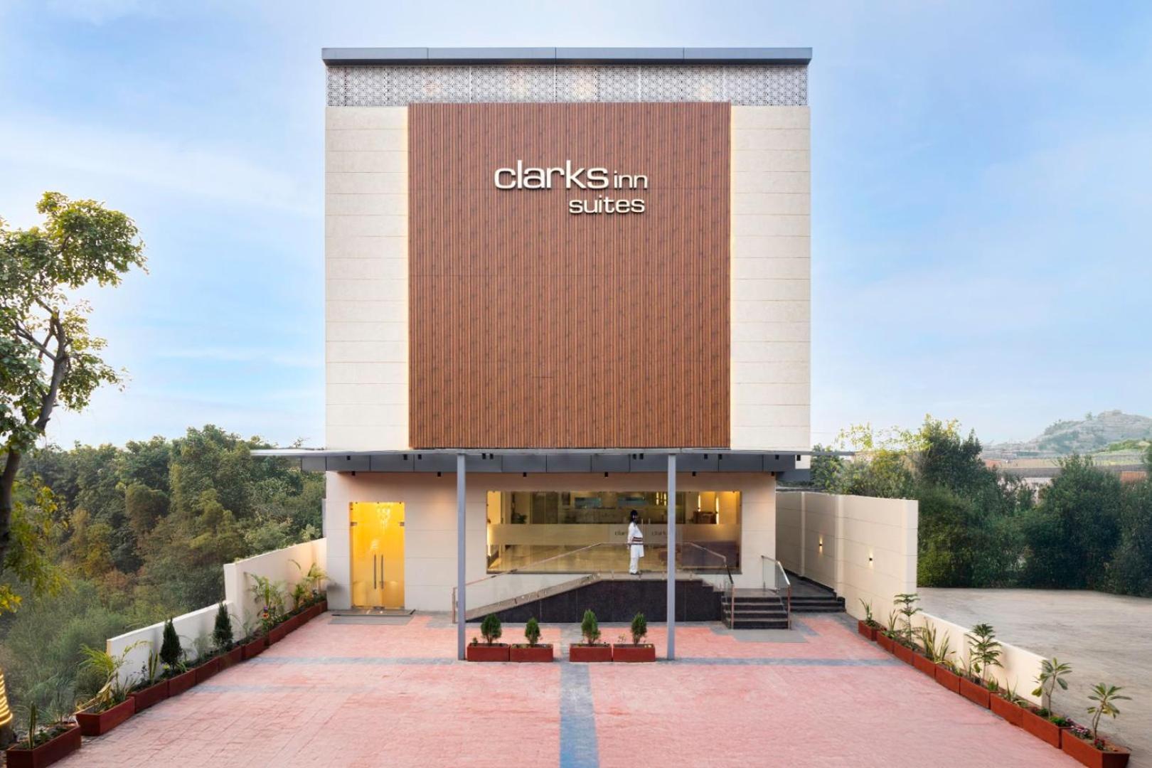 Clarks Inn Suites Agra Near Tajmahal エクステリア 写真