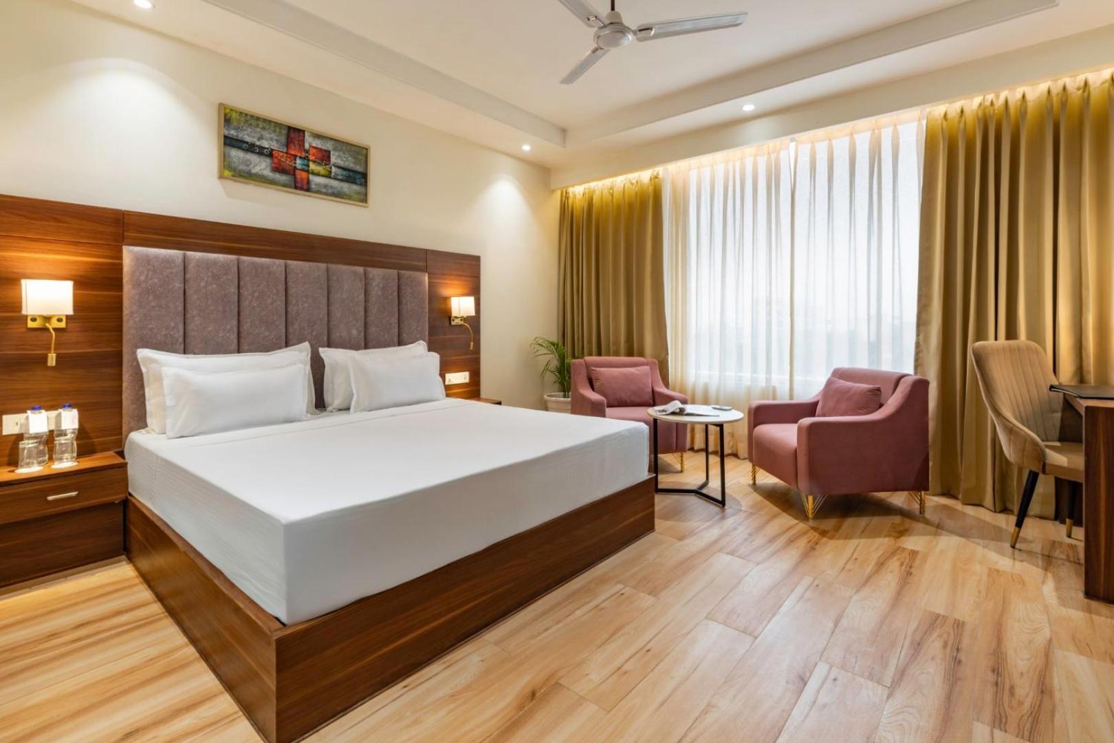 Clarks Inn Suites Agra Near Tajmahal エクステリア 写真
