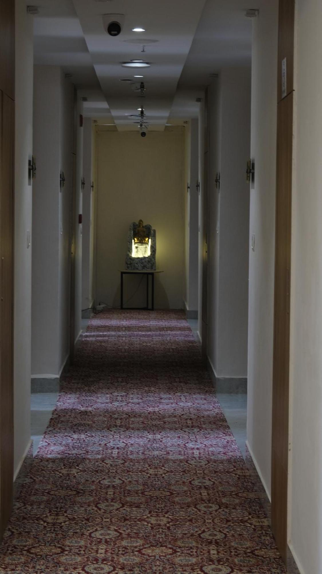Clarks Inn Suites Agra Near Tajmahal エクステリア 写真